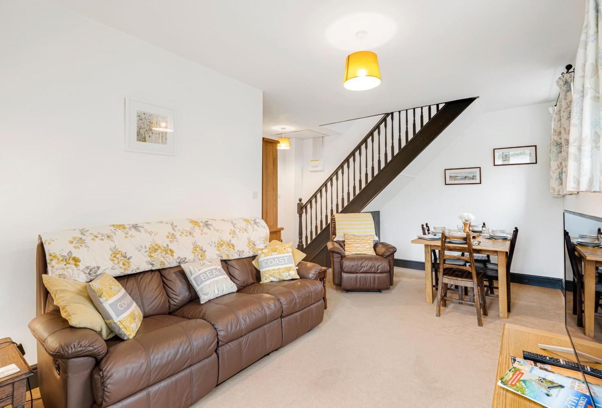 Journeys End With Stunning Sea Views From The Headland Villa Coverack Exterior photo