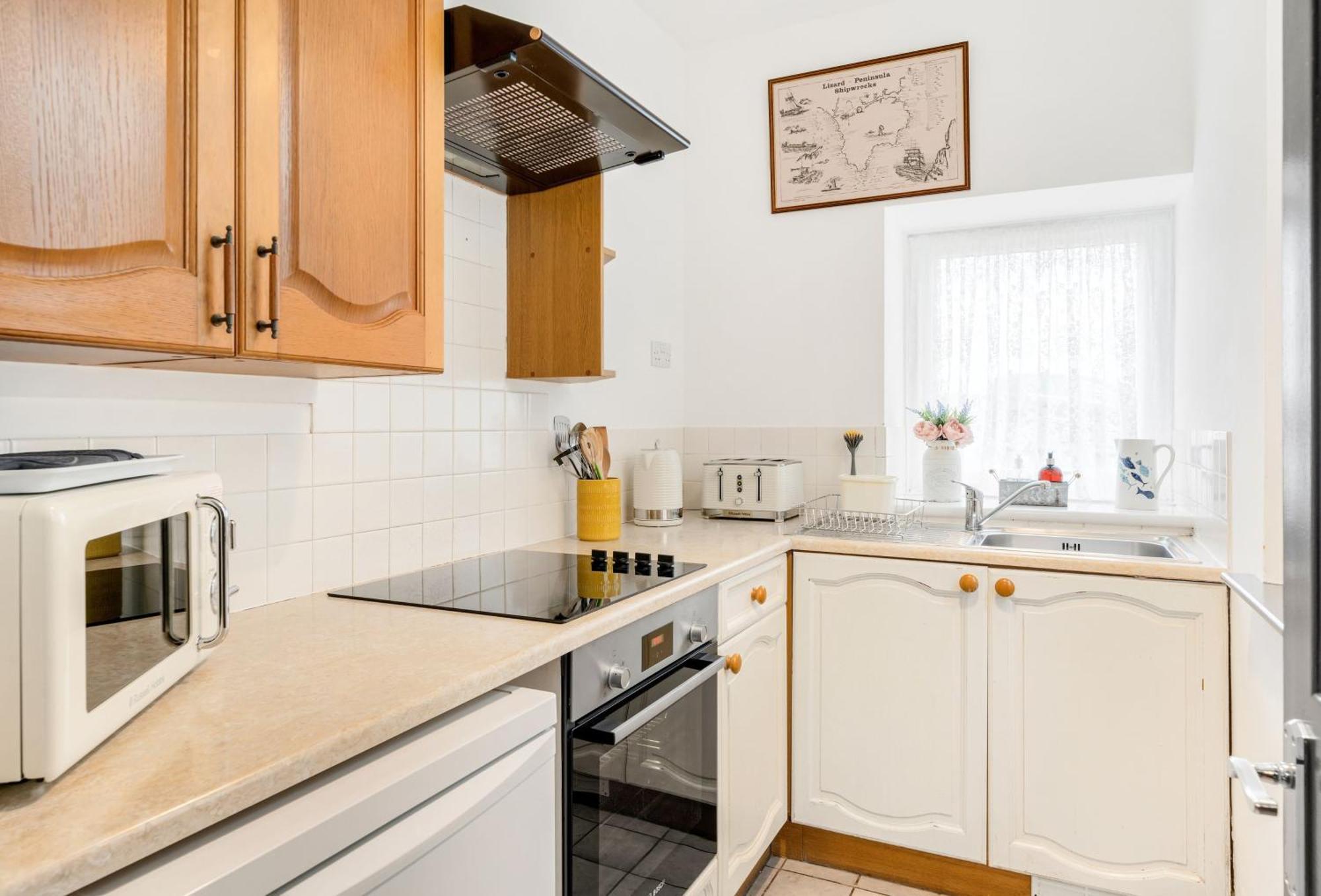 Journeys End With Stunning Sea Views From The Headland Villa Coverack Exterior photo
